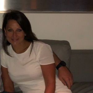 Meet your Posher, Alison